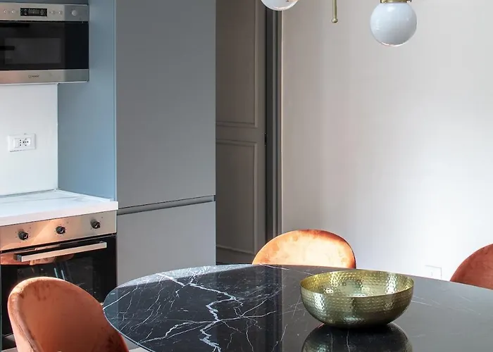 Brand New - Luxury 4 Bedroom And 4 Bathroom At Duomo Apartment Florenz