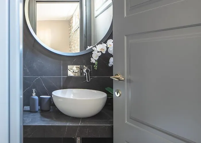 Brand New - Luxury 4 Bedroom And 4 Bathroom At Duomo Florenz