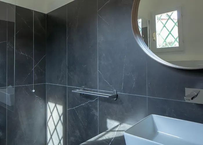 Brand New - Luxury 4 Bedroom And 4 Bathroom At Duomo Apartment